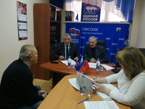 В Болгаре депутат Госсовета РТ Фоат Валиев провёл приём граждан