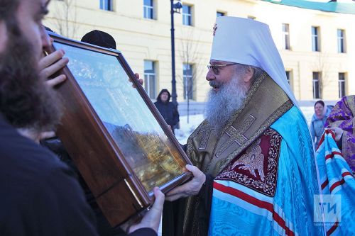 Чудотворный образ «Умягчение злых сердец» встретили в Казанском соборе