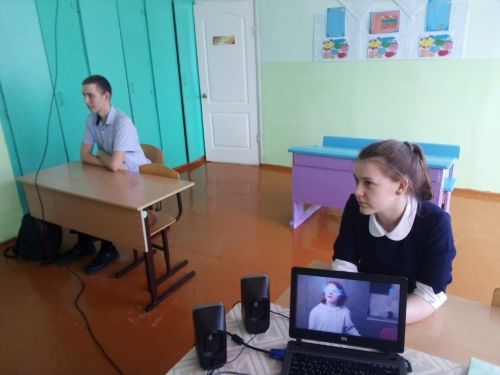 В Аграмаковской школе провели Урок цифры «Город будущего: как квантовые технологии меняют нашу жизнь»