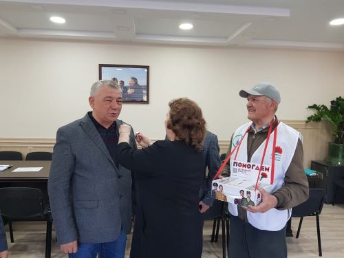 Фаргат Мухаметов принял участие в акции «Красная гвоздика»