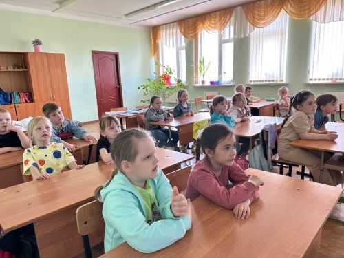 Дошкольники Болгара посетили первое занятие с учителями начальных классов