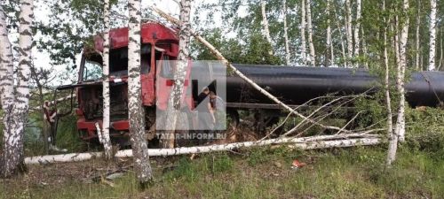В Татарстане водитель фуры отвлёкся за рулём и съехал в кювет