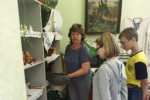 В Болгаре прошла экскурсия в этнографический мини-музей для детей