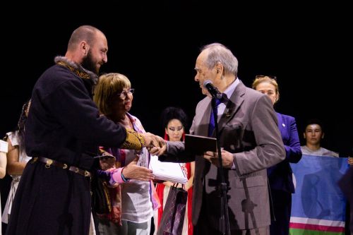 Минтимер Шаймиев посетил фестиваль «Возрождение: Эпос в современном прочтении»