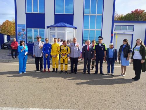 Житель Болгара Рашид Зиатдинов стал победителем в соревновании водительского мастерства «Автобабай 2023»