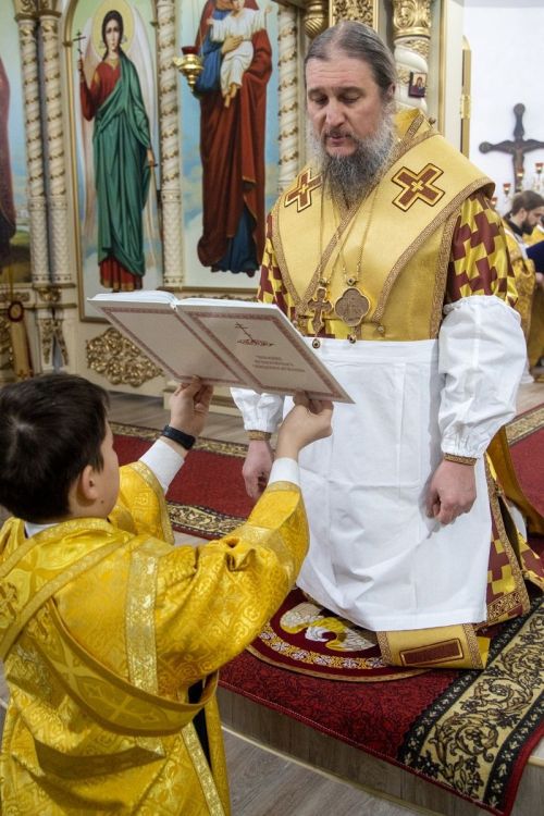 Епископ Пахомий освятил храм в Болгаре
