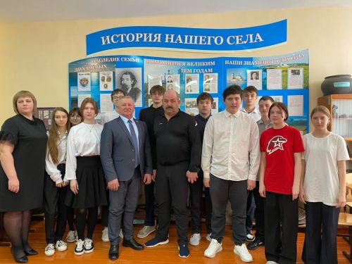 В Полянской школе прошёл урок «Выбираем будущее»