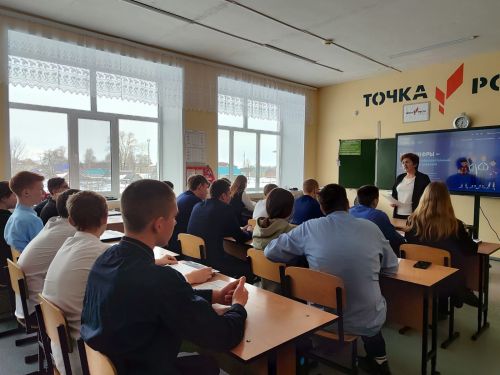 В Кимовской школе прошёл«Урок цифры» по теме «Технологии тестирования»
