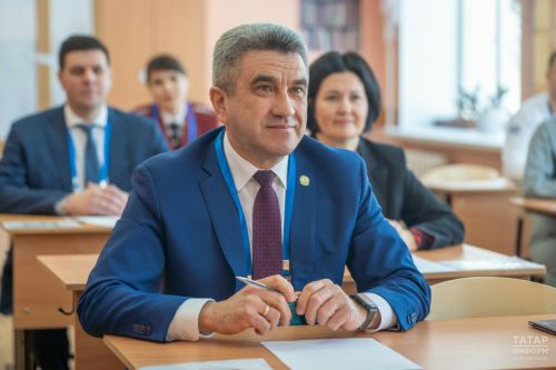 Министр образования Татарстана выступит в прямом эфире