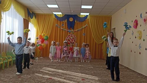 В детских садах Болгара состоялись утренники в честь предстоящего Международного женского дня 8 марта