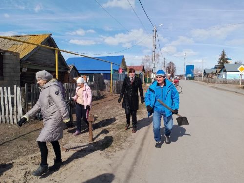 В Болгаре проходят субботники