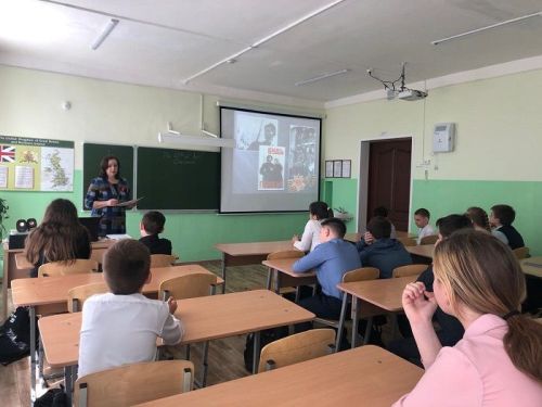 Для пятиклассников Болгарской школы №1 состоялась лекция-беседа, посвящённая героям ВОВ