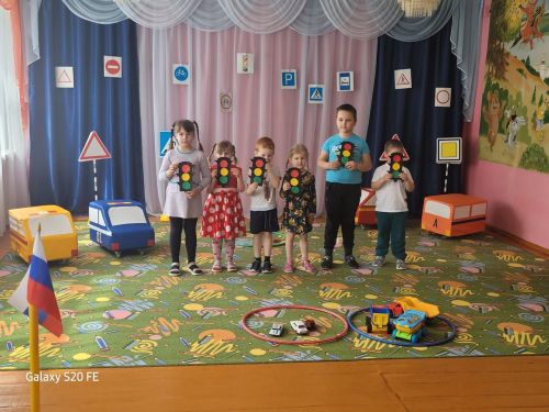 Светофор в гости к дошколятам: в Спасском районе провели урок безопасности на дорогах