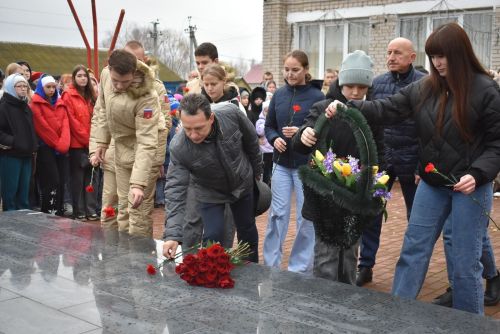 В Болгаре почтили память жертв политических репрессий