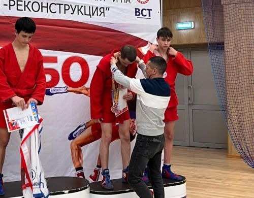 Спортсмен из Спасского района завоевал бронзу на открытом турнире по самбо в Кукморе
