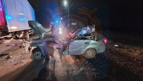 84-летний водитель Лады погиб в столкновении с грузовиком Volvo в Альметьевском районе