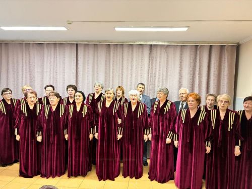 В Спасском ДИПИ декада инвалидов началась с концерта народного хора