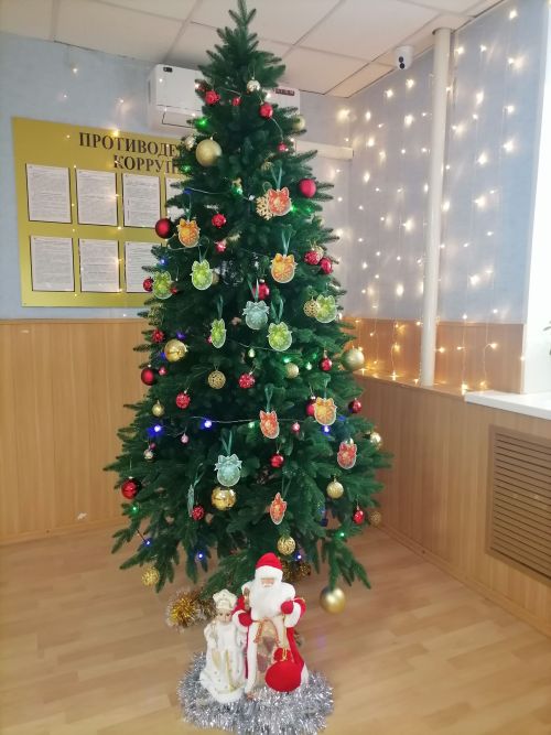 В Спасском районе продолжают собирать подарки для детей в рамках акции «Ёлка желаний»