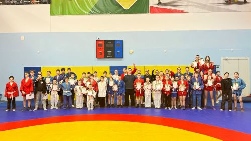 В спортивной школе «Олимп» Болгара прошло первенство по самбо