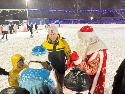 В Болгаре открылся центральный каток