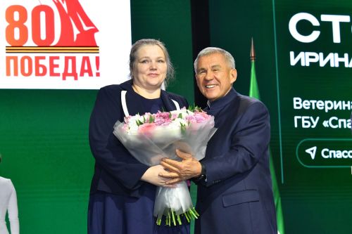 Жительница Болгара удостоилась медали «Ана даны – Материнская слава»