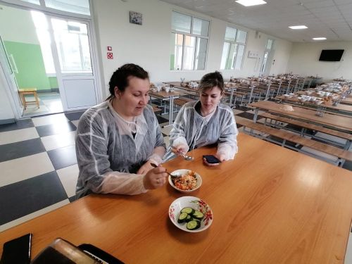 Родители оценили качество питания детей в первой школе Болгара