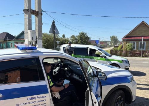 В Спасском районе прошёл совместный рейд Госавтоинспекции и судебных приставов