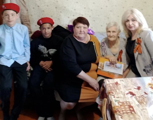 В селе Три Озера поздравили сирот войны с 80-летием Победы