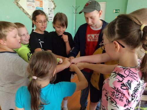 В Аграмаковском СДК провели увлекательную игру о здоровом образе жизни для детей