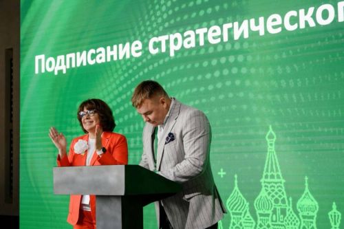 «Азбука сыра» и «Перекрёсток» заключили стратегическое партнёрство на три года