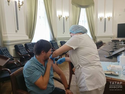 В Татарстане стартовала прививочная кампания против гриппа и пневмококка