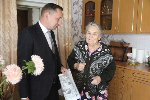 Сотрудники «Новой жизни» побывали в гостях у ветеранов редакции газеты и типографии