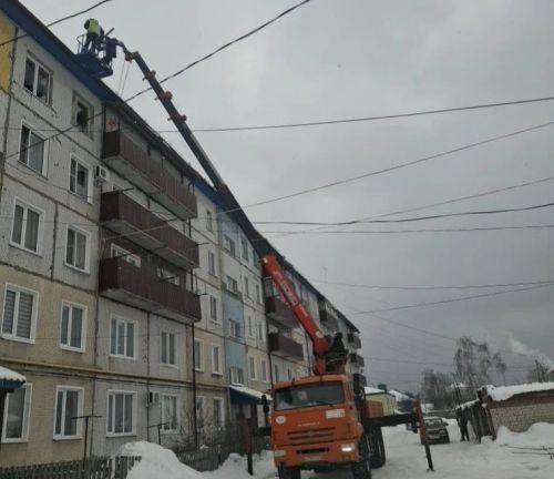 На пятиэтажке по улице Пионерской в Болгаре установили снегозадержатели