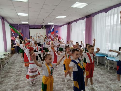 Юные «Знайки» Болгара сразились в интеллектуальной олимпиаде