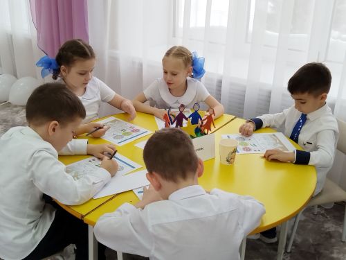 Юные «Знайки» Болгара сразились в интеллектуальной олимпиаде