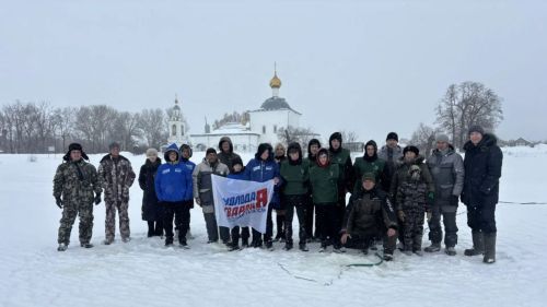 На озере Чистое в Спасском районе прошла акция «Рыбе – быть!»