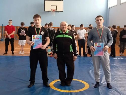 В Спасском районе определили лучших борцов района