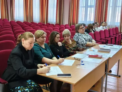 В Болгаре выбрали лучшего школьного вожатого Спасского района