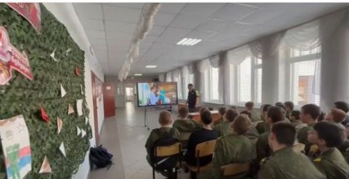 В кадетской школе Болгара прошла встреча с начальником Госавтоинспекции