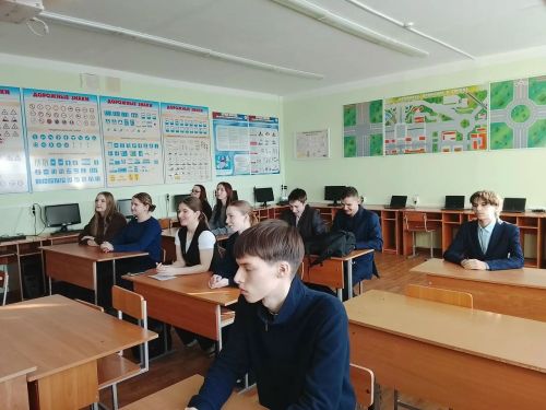 Спасским школьникам рассказали, как не попасться на удочку мошенников в интернете