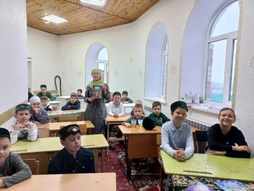 В мечети Болгара прошёл первый урок татарского языка для детей