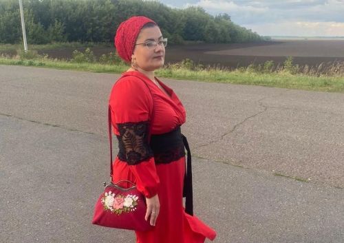 Мастерица из Спасского района: как переезд в Балымеры и вера помогли создать сумки ручной работы