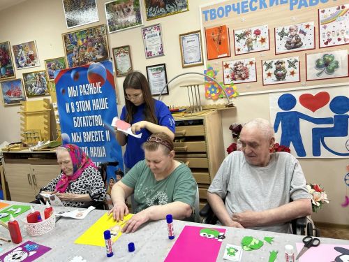 Участники Движения Первых навестили подопечных Спасского ДИПИ