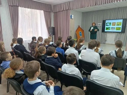 Специалисты заказника «Спасский» провели уроки ко Дню птиц в Нурлатском и Алексеевском районах