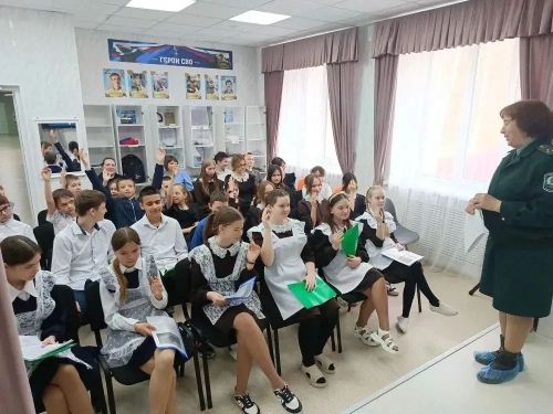 Специалисты заказника «Спасский» провели уроки ко Дню птиц в Нурлатском и Алексеевском районах