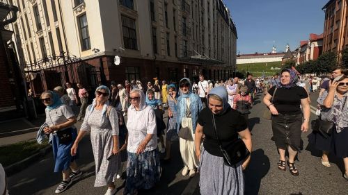 Прихожане Спасского района присоединились к крестному ходу в Казани