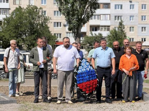 Делегация Татарстана почтила память героев в четвертую годовщину освобождения Лисичанска