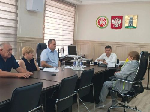 Глава Спасского района провел личный прием граждан