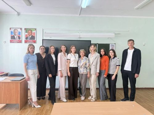 Спас районының яшь педагоглары ясалма интеллектны практикада үзләштерде