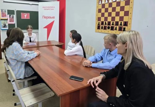 В школах Спасского района прошли первые заседания Советов Первых